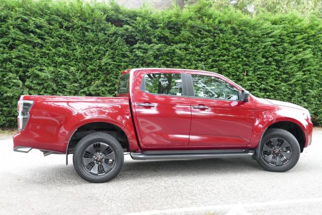 2022 Isuzu D-max 1.9 V-Cross Double Cab 4x4 Auto