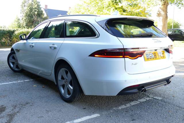 2018 Jaguar XF 2.0i Portfolio 5dr Auto