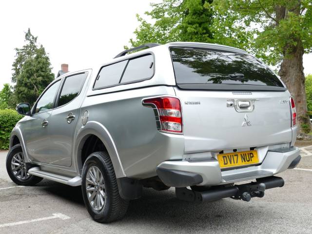 2017 Mitsubishi L200 2.4 Double Cab DI-D 178 Barbarian 4WD Auto