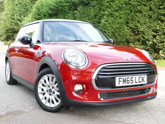 Mini Hatch 1.5 Cooper 3dr Hatchback Petrol RED